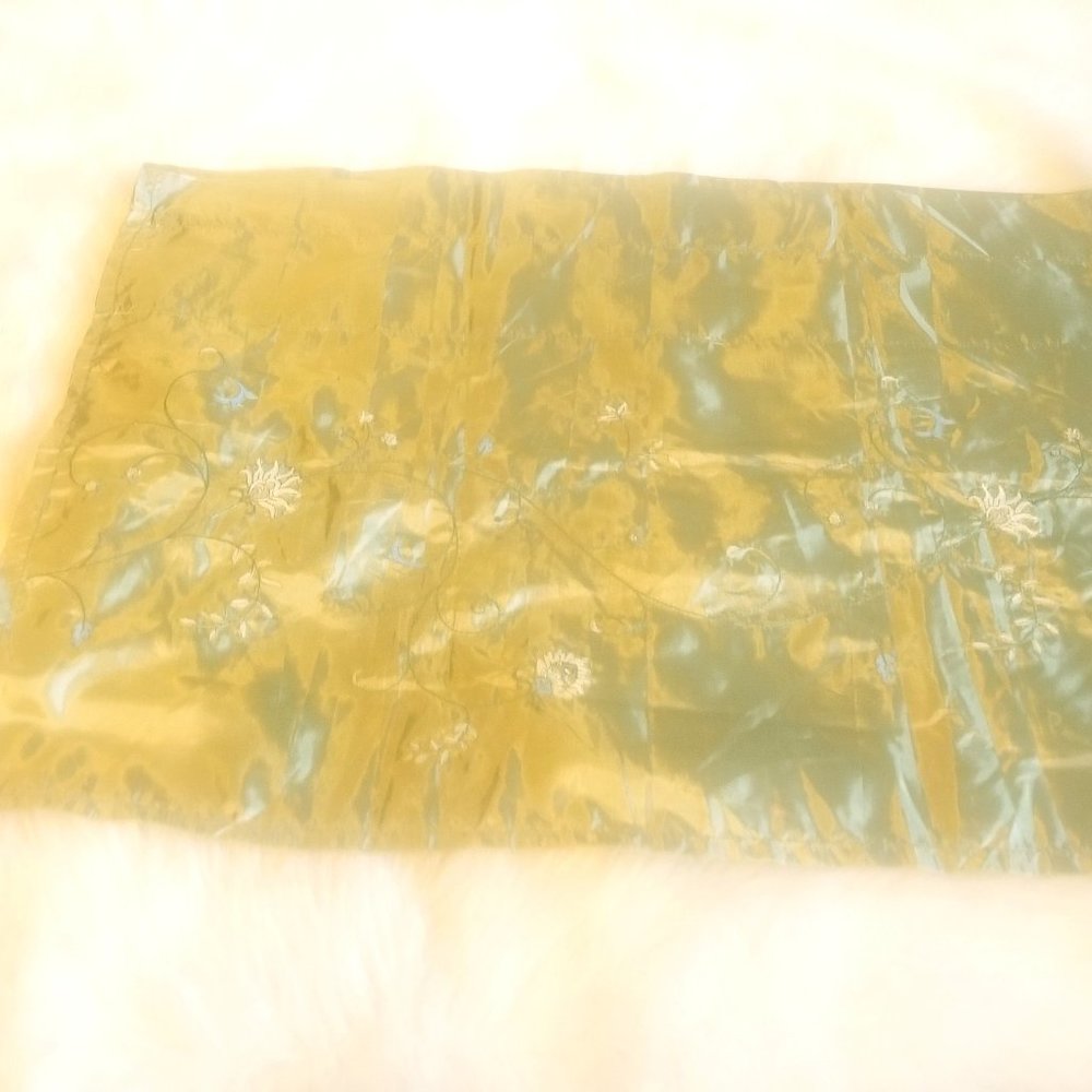JCP Valance Shiny Green with Embroidery Floral